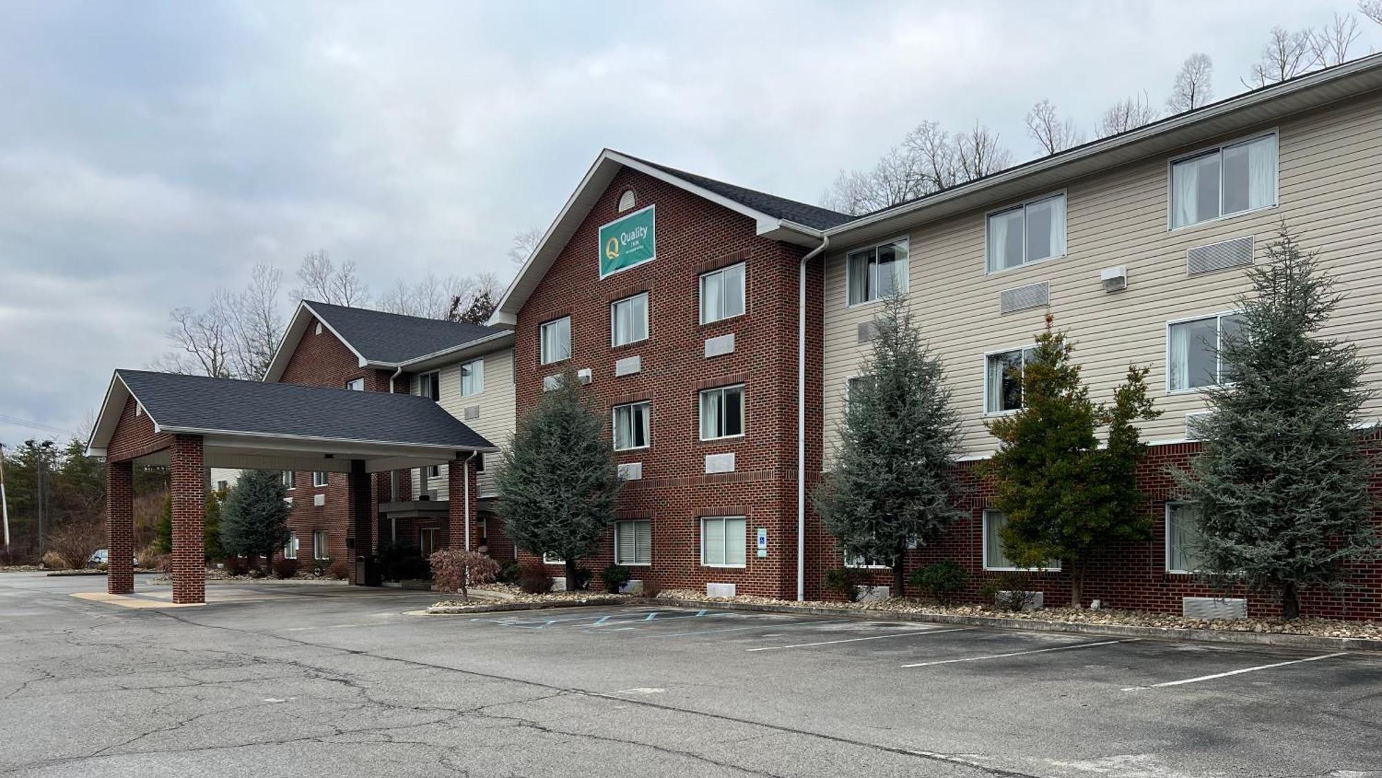 Quality Inn Huntington Exterior photo